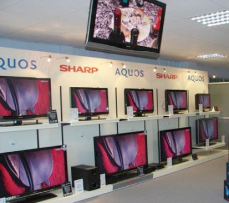 Sharp pregăteşte o revenire în forţă pe piaţa locală